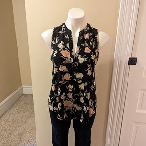 Sienna Sky black with pink floral print flowy tank top size S